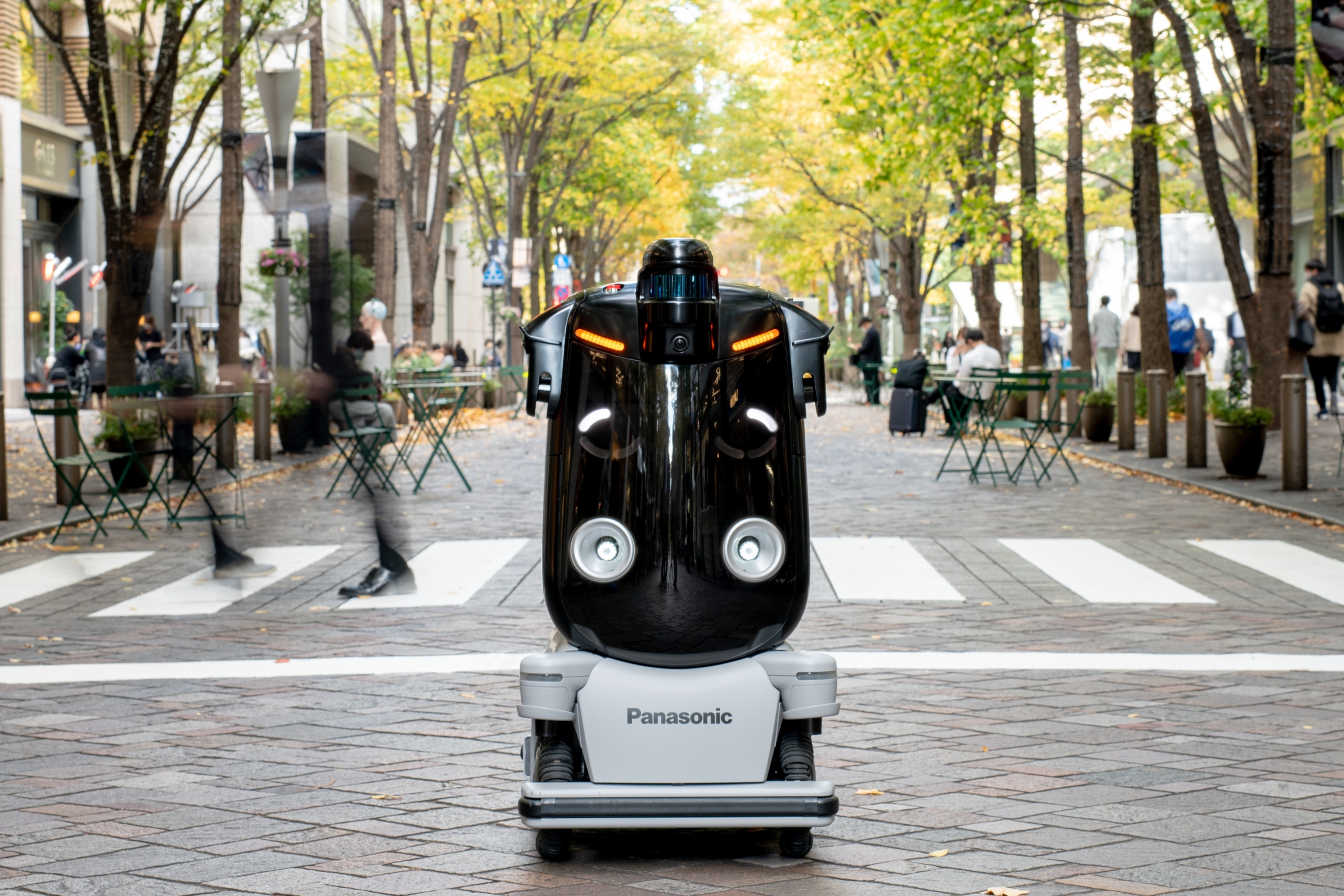 自動搬送ロボットが丸の内エリアに登場します！（2022/12/1~2023/2/4